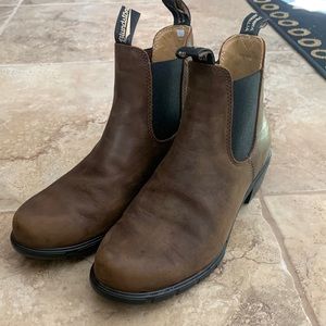 Blundstone Heeled Boots Size US10